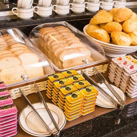 Hotel Villa Fiori Poços de Caldas Екстериор снимка