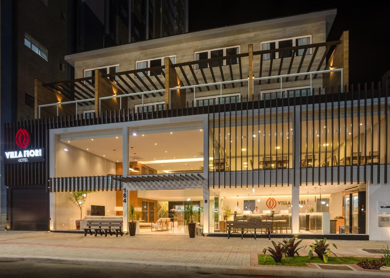 Hotel Villa Fiori Poços de Caldas Екстериор снимка
